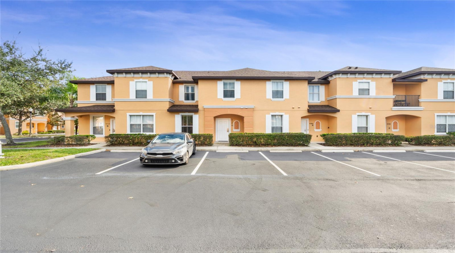 KISSIMMEE, Florida 34746, 3 Bedrooms Bedrooms, ,2 BathroomsBathrooms,Residential,For Sale,DELOREAN,0,MFRO6354581