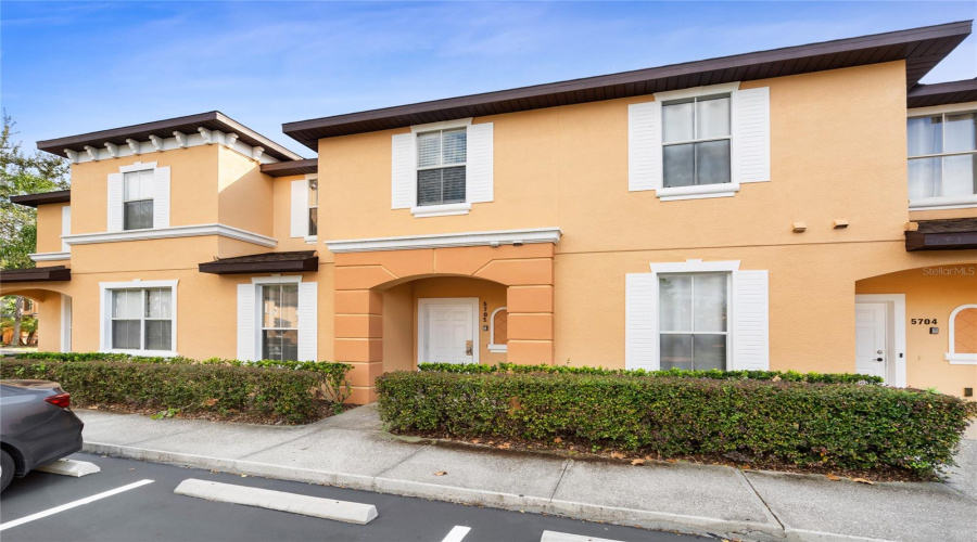 KISSIMMEE, Florida 34746, 3 Bedrooms Bedrooms, ,2 BathroomsBathrooms,Residential,For Sale,DELOREAN,0,MFRO6354581