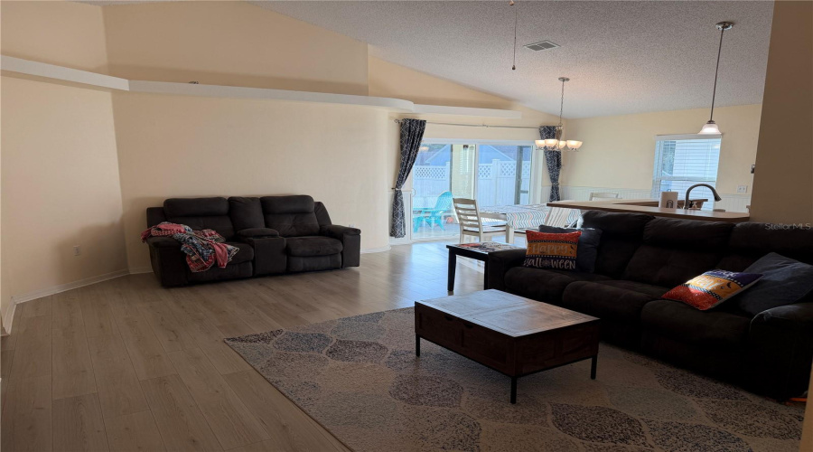 DAVENPORT, Florida 33837, 3 Bedrooms Bedrooms, ,2 BathroomsBathrooms,Residential,For Sale,NICHOLSON,0,MFRG5103570