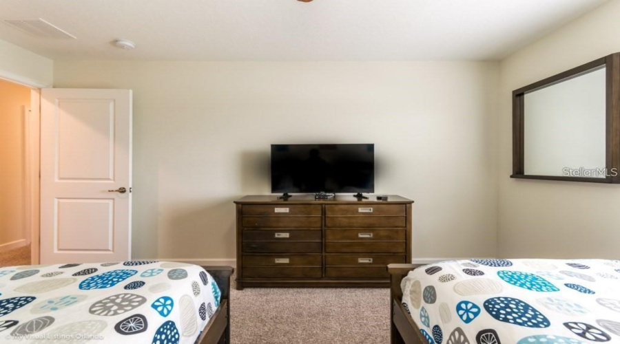 KISSIMMEE, Florida 34746, 4 Bedrooms Bedrooms, ,3 BathroomsBathrooms,Residential,For Sale,JULIET,0,MFRS5136662