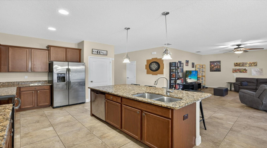 KISSIMMEE, Florida 34746, 3 Bedrooms Bedrooms, ,2 BathroomsBathrooms,Residential,For Sale,OLIVIA BREEZE,0,MFRO6348537