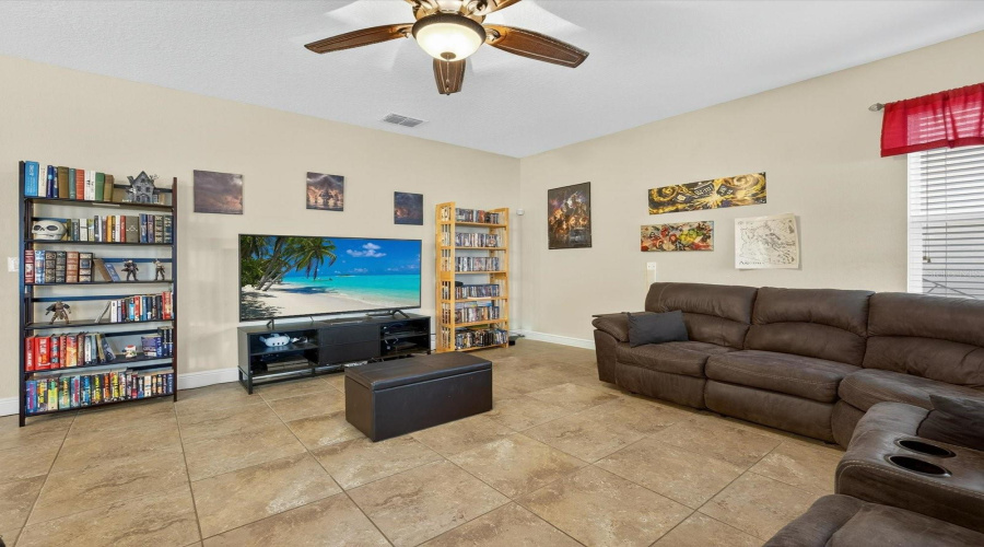 KISSIMMEE, Florida 34746, 3 Bedrooms Bedrooms, ,2 BathroomsBathrooms,Residential,For Sale,OLIVIA BREEZE,0,MFRO6348537