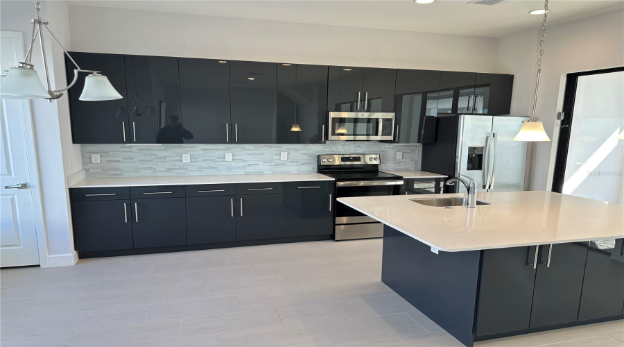 DAVENPORT, Florida 33896, 4 Bedrooms Bedrooms, ,3 BathroomsBathrooms,Residential,For Sale,VILLA DOMANI,0,MFRS5122677