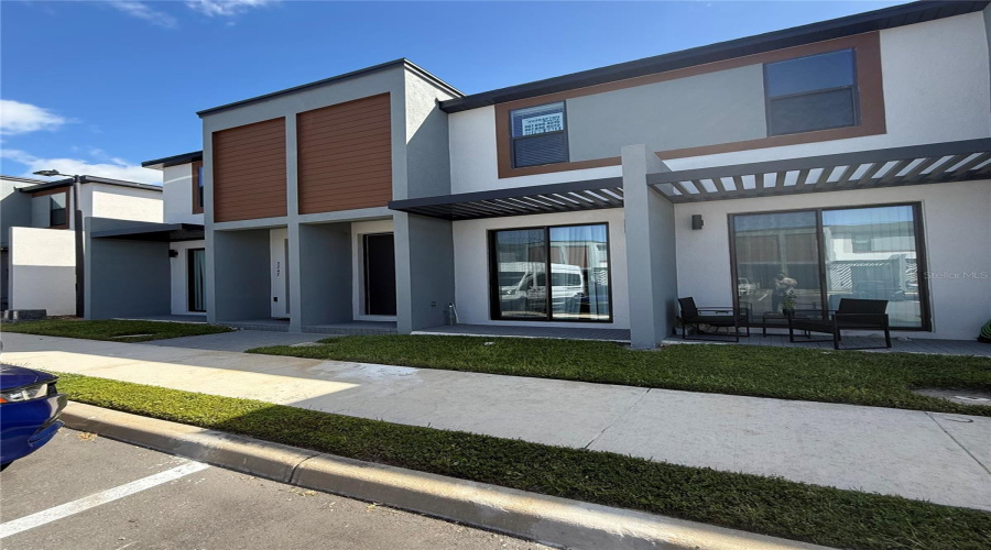 KISSIMMEE, Florida 34747, 3 Bedrooms Bedrooms, ,3 BathroomsBathrooms,Residential,For Sale,SUSTAINABLE,0,MFRS5136936