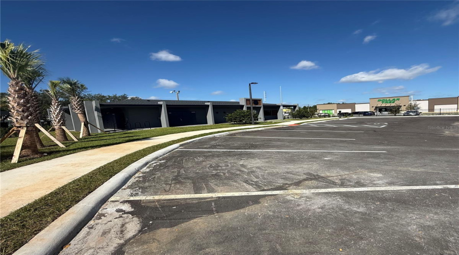 KISSIMMEE, Florida 34747, 3 Bedrooms Bedrooms, ,3 BathroomsBathrooms,Residential,For Sale,SUSTAINABLE,0,MFRS5136936