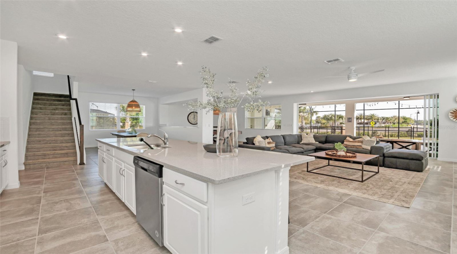 KISSIMMEE, Florida 34747, 9 Bedrooms Bedrooms, ,6 BathroomsBathrooms,Residential,For Sale,CAROLINE BAY,0,MFRO6283006