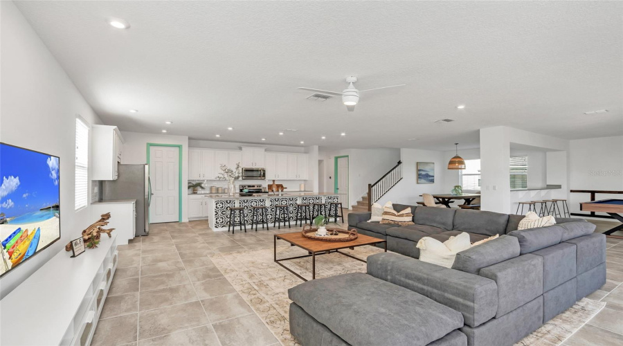 KISSIMMEE, Florida 34747, 9 Bedrooms Bedrooms, ,6 BathroomsBathrooms,Residential,For Sale,CAROLINE BAY,0,MFRO6283006