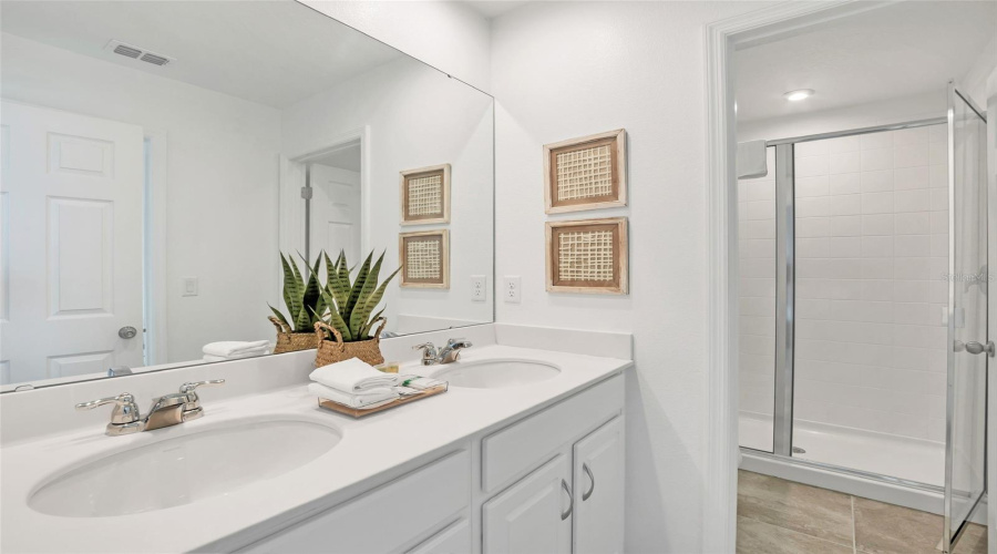 KISSIMMEE, Florida 34747, 9 Bedrooms Bedrooms, ,6 BathroomsBathrooms,Residential,For Sale,CAROLINE BAY,0,MFRO6283006