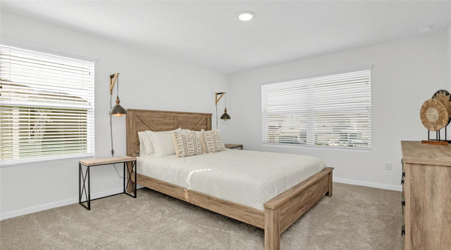 KISSIMMEE, Florida 34747, 9 Bedrooms Bedrooms, ,6 BathroomsBathrooms,Residential,For Sale,CAROLINE BAY,0,MFRO6283006