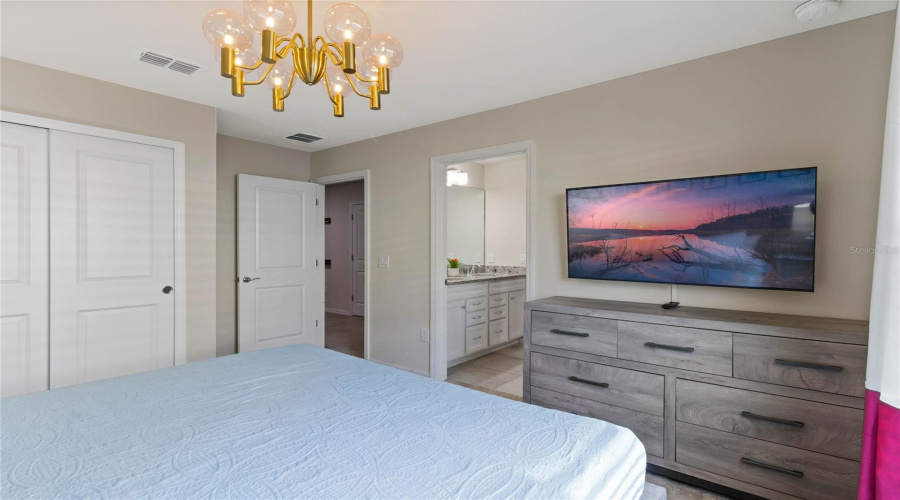 DAVENPORT, Florida 33897, 8 Bedrooms Bedrooms, ,6 BathroomsBathrooms,Residential,For Sale,LANA,0,MFRO6295031