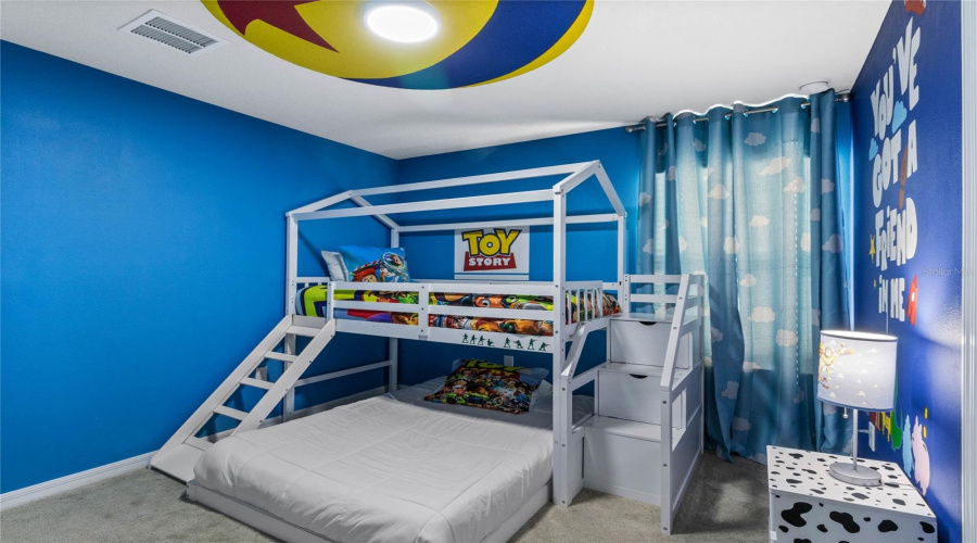 DAVENPORT, Florida 33897, 8 Bedrooms Bedrooms, ,6 BathroomsBathrooms,Residential,For Sale,LANA,0,MFRO6295031