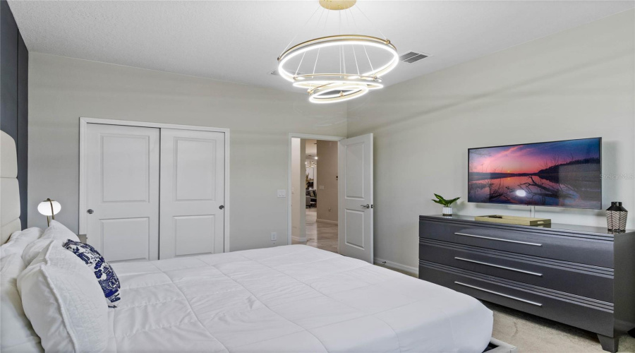 DAVENPORT, Florida 33897, 8 Bedrooms Bedrooms, ,6 BathroomsBathrooms,Residential,For Sale,LANA,0,MFRO6295031