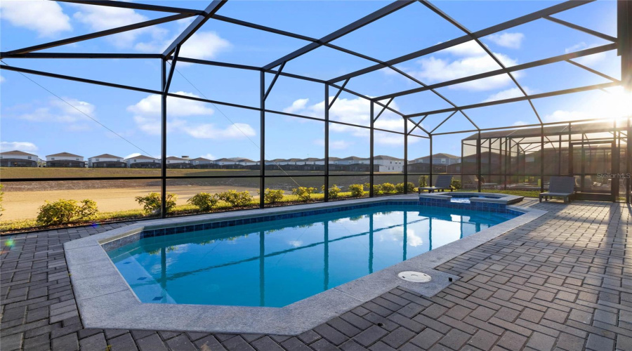 DAVENPORT, Florida 33897, 8 Bedrooms Bedrooms, ,6 BathroomsBathrooms,Residential,For Sale,LANA,0,MFRO6295031