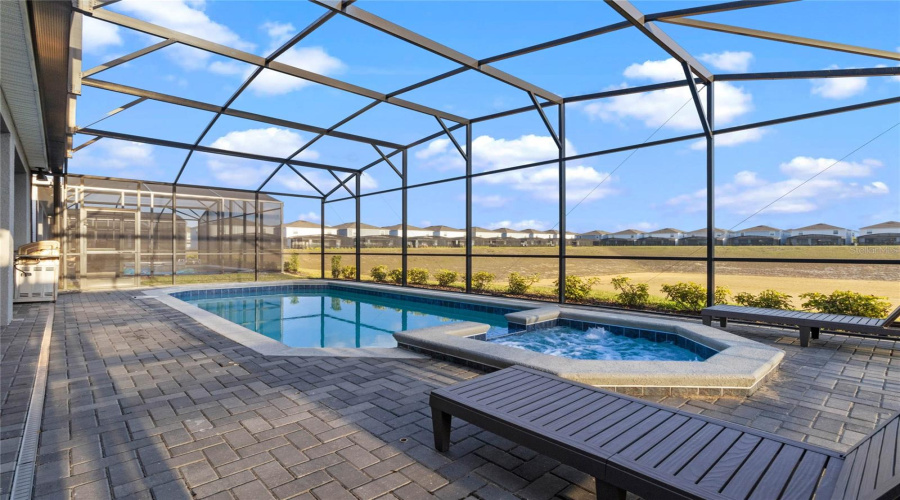 DAVENPORT, Florida 33897, 8 Bedrooms Bedrooms, ,6 BathroomsBathrooms,Residential,For Sale,LANA,0,MFRO6295031