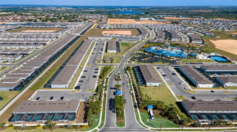 DAVENPORT, Florida 33897, 8 Bedrooms Bedrooms, ,6 BathroomsBathrooms,Residential,For Sale,LANA,0,MFRO6295031