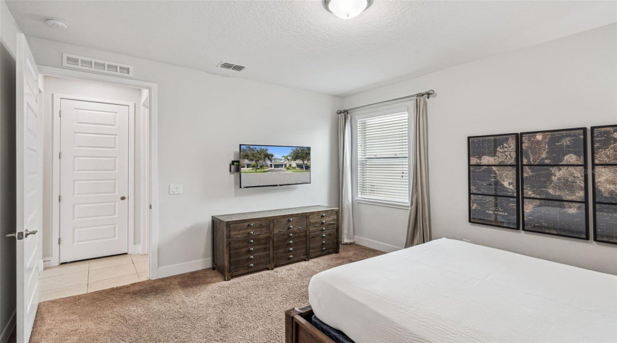 KISSIMMEE, Florida 34747, 5 Bedrooms Bedrooms, ,5 BathroomsBathrooms,Residential,For Sale,PENDANT,0,MFRS5137120