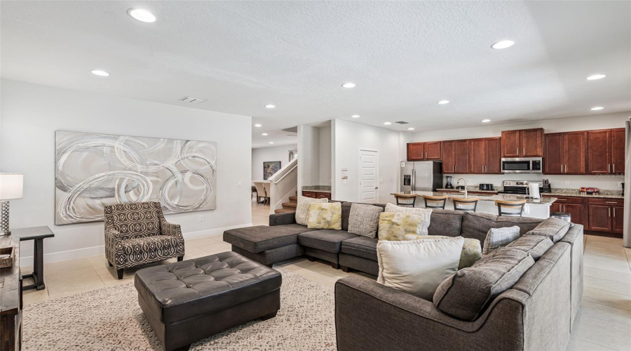 KISSIMMEE, Florida 34747, 5 Bedrooms Bedrooms, ,5 BathroomsBathrooms,Residential,For Sale,PENDANT,0,MFRS5137120