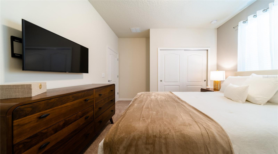 KISSIMMEE, Florida 34747, 5 Bedrooms Bedrooms, ,4 BathroomsBathrooms,Residential,For Sale,DUBAI,0,MFRO6328333