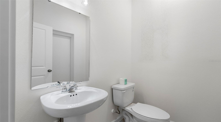 KISSIMMEE, Florida 34747, 6 Bedrooms Bedrooms, ,4 BathroomsBathrooms,Residential,For Sale,ZABALLINA,0,MFRO6354443