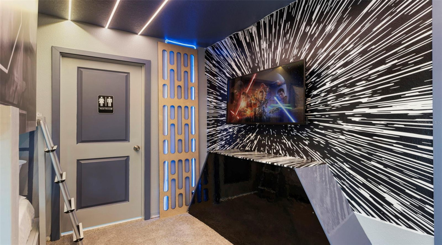 KISSIMMEE, Florida 34747, 6 Bedrooms Bedrooms, ,4 BathroomsBathrooms,Residential,For Sale,ZABALLINA,0,MFRO6354443