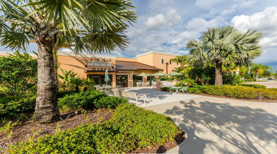 KISSIMMEE, Florida 34747, 6 Bedrooms Bedrooms, ,4 BathroomsBathrooms,Residential,For Sale,ZABALLINA,0,MFRO6354443