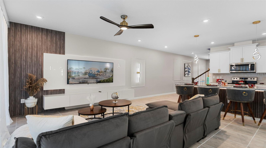 KISSIMMEE, Florida 34747, 6 Bedrooms Bedrooms, ,4 BathroomsBathrooms,Residential,For Sale,ZABALLINA,0,MFRO6354443