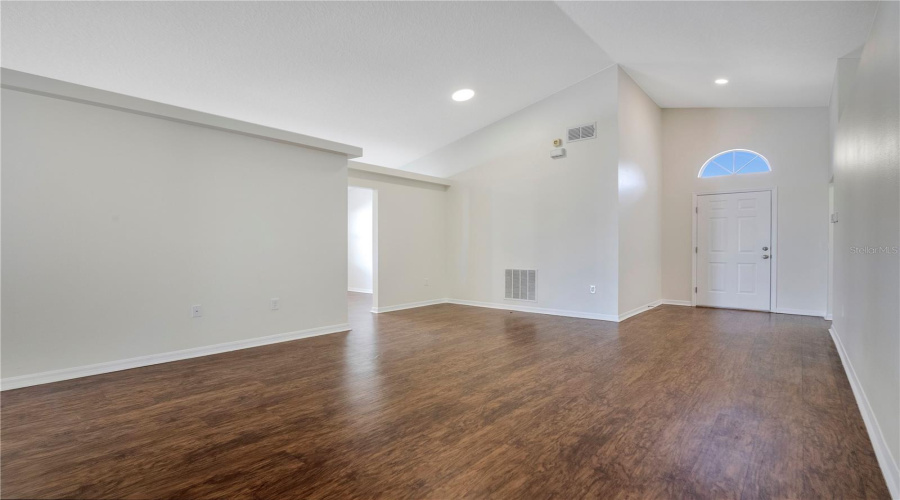 DAVENPORT, Florida 33897, 4 Bedrooms Bedrooms, ,2 BathroomsBathrooms,Residential,For Sale,HAVERSHAM,0,MFRO6344900