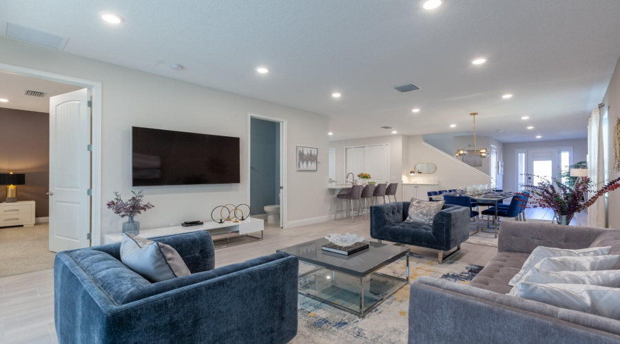 KISSIMMEE, Florida 34747, 6 Bedrooms Bedrooms, ,6 BathroomsBathrooms,Residential,For Sale,SOUTHFIELD,0,MFRO6354805