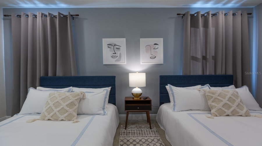 KISSIMMEE, Florida 34747, 6 Bedrooms Bedrooms, ,6 BathroomsBathrooms,Residential,For Sale,SOUTHFIELD,0,MFRO6354805