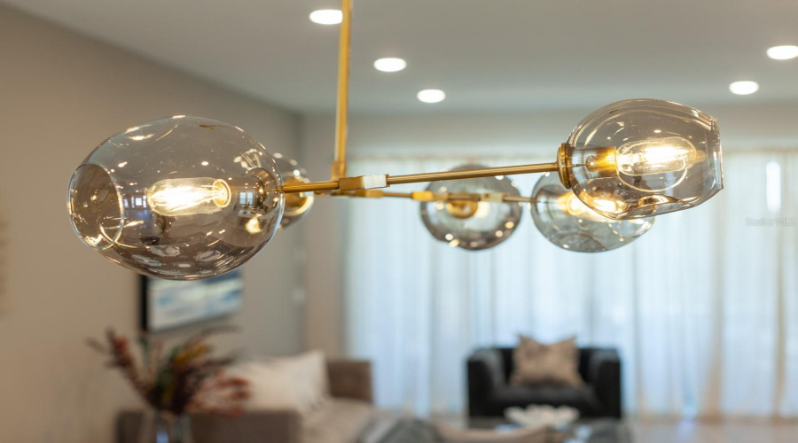 KISSIMMEE, Florida 34747, 6 Bedrooms Bedrooms, ,6 BathroomsBathrooms,Residential,For Sale,SOUTHFIELD,0,MFRO6354805