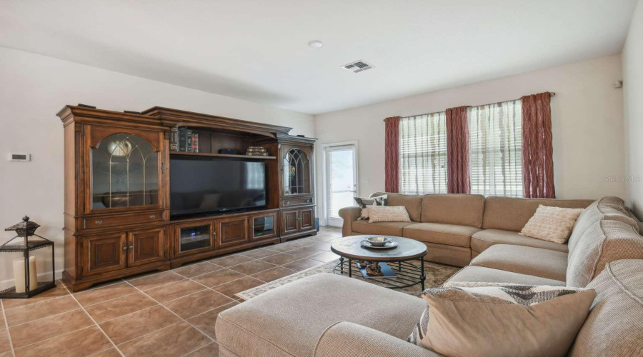 KISSIMMEE, Florida 34746, 3 Bedrooms Bedrooms, ,2 BathroomsBathrooms,Residential,For Sale,EGG HARBOR,0,MFRTB8440413