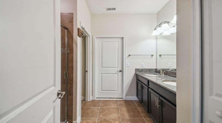 KISSIMMEE, Florida 34746, 3 Bedrooms Bedrooms, ,2 BathroomsBathrooms,Residential,For Sale,EGG HARBOR,0,MFRTB8440413