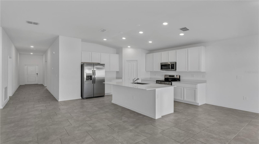 KISSIMMEE, Florida 34746, 4 Bedrooms Bedrooms, ,2 BathroomsBathrooms,Residential,For Sale,EDENSBRIDGE,0,MFRO6354723