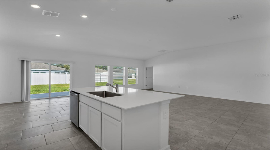 KISSIMMEE, Florida 34746, 4 Bedrooms Bedrooms, ,2 BathroomsBathrooms,Residential,For Sale,EDENSBRIDGE,0,MFRO6354723