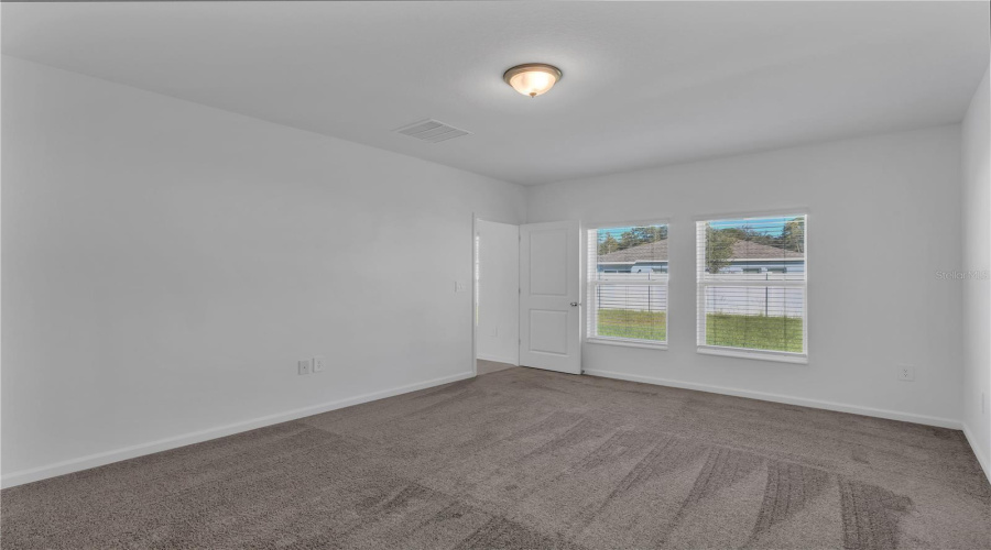 KISSIMMEE, Florida 34746, 4 Bedrooms Bedrooms, ,2 BathroomsBathrooms,Residential,For Sale,EDENSBRIDGE,0,MFRO6354723