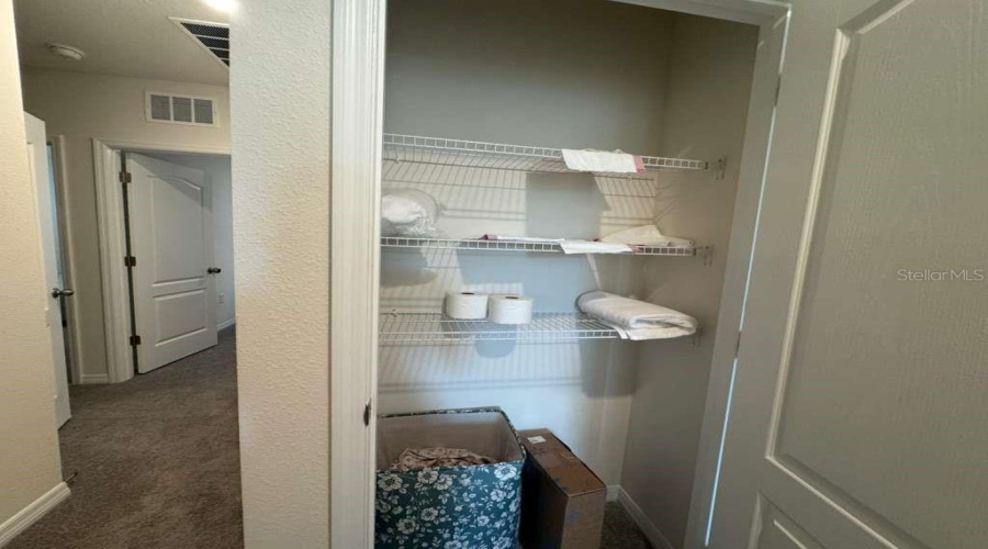 DAVENPORT, Florida 33837, 3 Bedrooms Bedrooms, ,2 BathroomsBathrooms,Residential,For Sale,PENGUIN BLVD,0,MFRS5137129 DAVENPORT, Florida 33837, 3 Bedrooms Bedrooms, ,2 BathroomsBathrooms,Residential,For Sale,PENGUIN BLVD,0,MFRS5137129