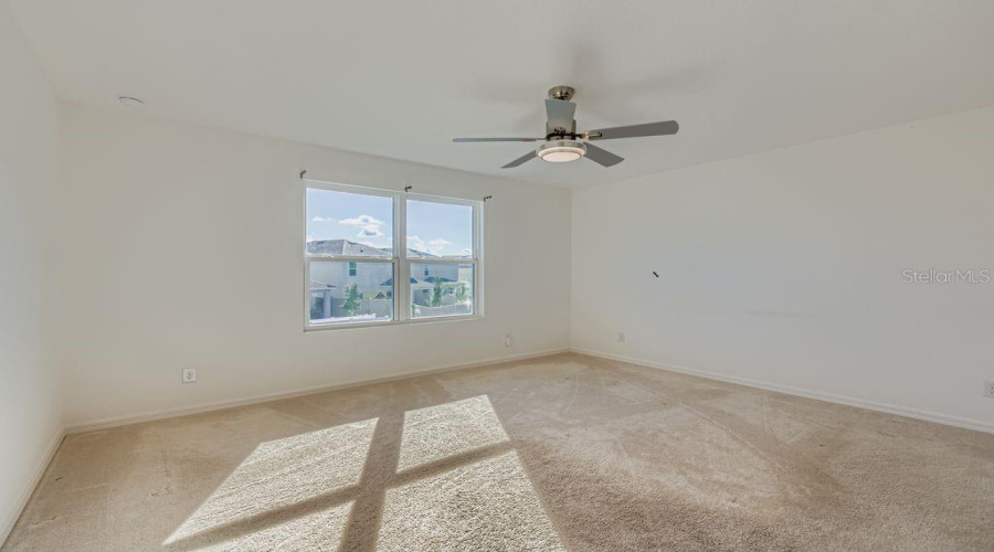 DAVENPORT, Florida 33837, 5 Bedrooms Bedrooms, ,3 BathroomsBathrooms,Residential,For Sale,BENJAMIN,0,MFRO6354067