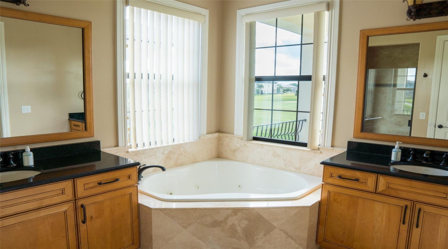 REUNION, Florida 34747, 4 Bedrooms Bedrooms, ,4 BathroomsBathrooms,Residential,For Sale,CASTLE PINES,0,MFRO6354887 REUNION, Florida 34747, 4 Bedrooms Bedrooms, ,4 BathroomsBathrooms,Residential,For Sale,CASTLE PINES,0,MFRO6354887