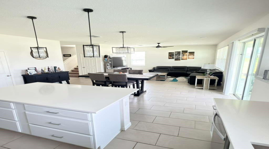 DAVENPORT, Florida 33896, 5 Bedrooms Bedrooms, ,2 BathroomsBathrooms,Residential,For Sale,OVERPOOL AVENUE,0,MFRO6351249