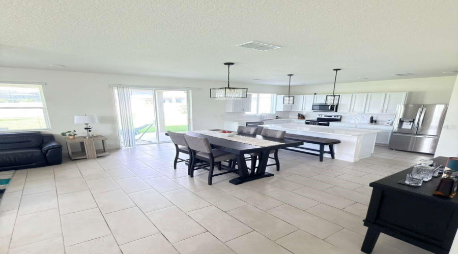 DAVENPORT, Florida 33896, 5 Bedrooms Bedrooms, ,2 BathroomsBathrooms,Residential,For Sale,OVERPOOL AVENUE,0,MFRO6351249