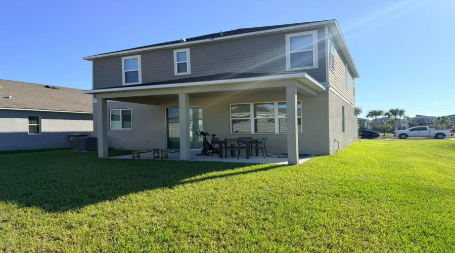 DAVENPORT, Florida 33896, 5 Bedrooms Bedrooms, ,2 BathroomsBathrooms,Residential,For Sale,OVERPOOL AVENUE,0,MFRO6351249