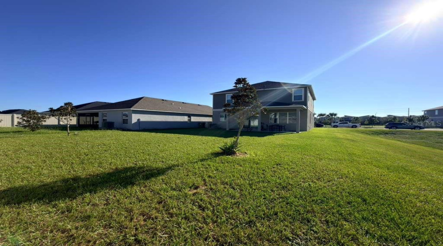 DAVENPORT, Florida 33896, 5 Bedrooms Bedrooms, ,2 BathroomsBathrooms,Residential,For Sale,OVERPOOL AVENUE,0,MFRO6351249