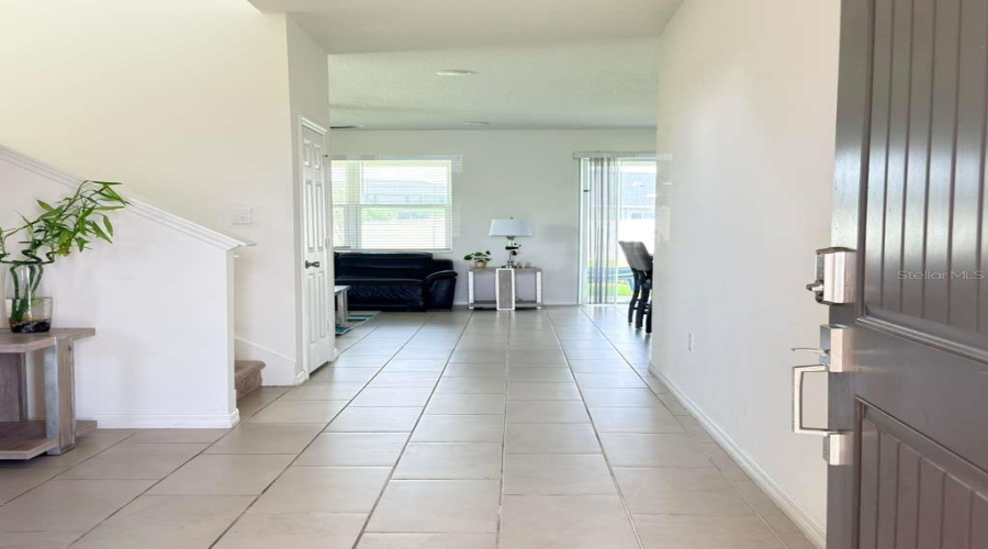 DAVENPORT, Florida 33896, 5 Bedrooms Bedrooms, ,2 BathroomsBathrooms,Residential,For Sale,OVERPOOL AVENUE,0,MFRO6351249