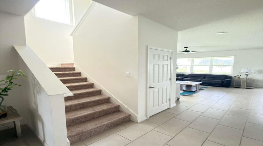 DAVENPORT, Florida 33896, 5 Bedrooms Bedrooms, ,2 BathroomsBathrooms,Residential,For Sale,OVERPOOL AVENUE,0,MFRO6351249