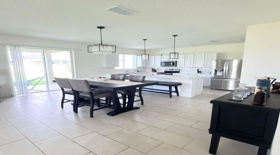 DAVENPORT, Florida 33896, 5 Bedrooms Bedrooms, ,2 BathroomsBathrooms,Residential,For Sale,OVERPOOL AVENUE,0,MFRO6351249