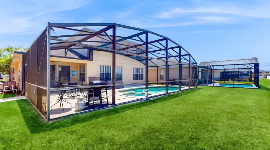 KISSIMMEE, Florida 34746, 5 Bedrooms Bedrooms, ,3 BathroomsBathrooms,Residential,For Sale,RUBY RED,0,MFRG5103524