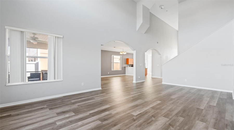 KISSIMMEE, Florida 34746, 5 Bedrooms Bedrooms, ,3 BathroomsBathrooms,Residential,For Sale,RUBY RED,0,MFRG5103524