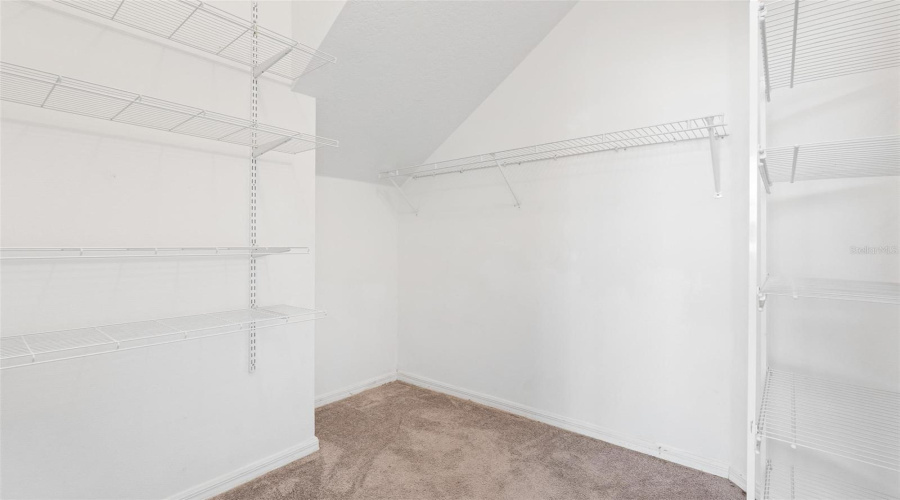 KISSIMMEE, Florida 34746, 5 Bedrooms Bedrooms, ,3 BathroomsBathrooms,Residential,For Sale,RUBY RED,0,MFRG5103524