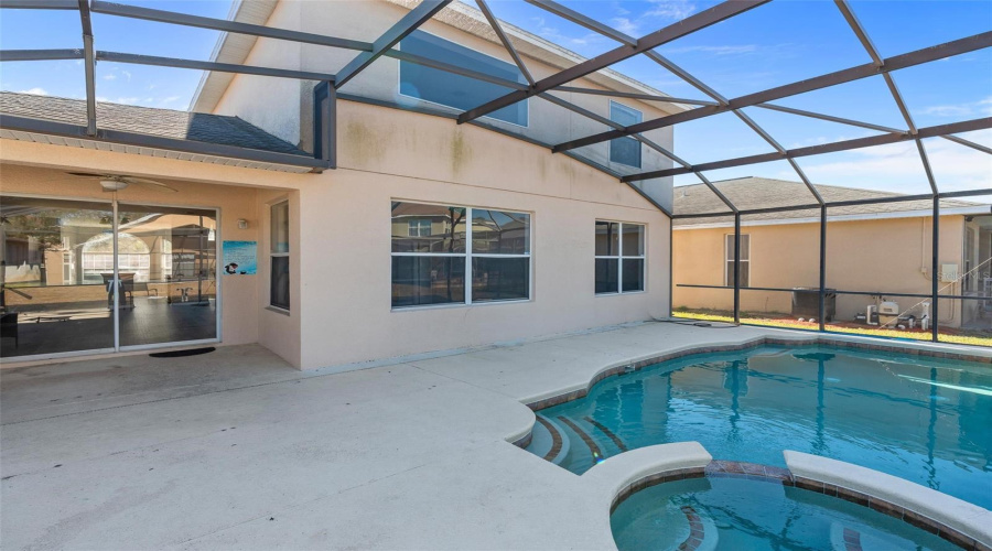 KISSIMMEE, Florida 34746, 5 Bedrooms Bedrooms, ,3 BathroomsBathrooms,Residential,For Sale,RUBY RED,0,MFRG5103524