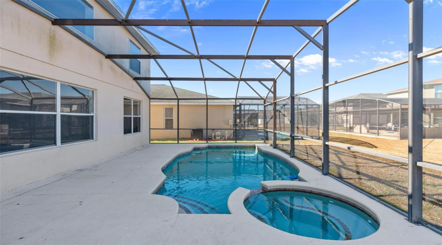 KISSIMMEE, Florida 34746, 5 Bedrooms Bedrooms, ,3 BathroomsBathrooms,Residential,For Sale,RUBY RED,0,MFRG5103524